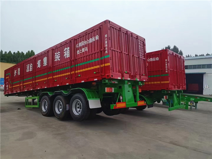 集裝箱骨架半掛車(chē)